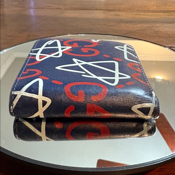 GUCCI Ghost LE Bi-Fold Leather Wallet - Picture 6 of 11